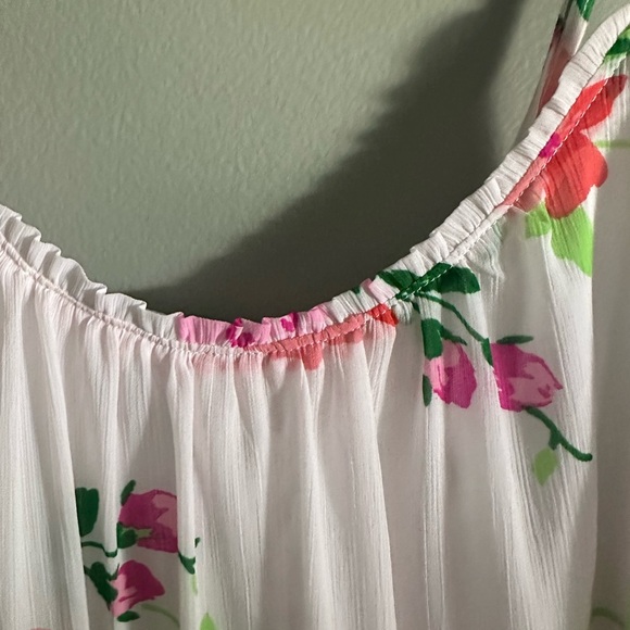 Abercrombie & Fitch White and Pink Floral tank top size medium - Picture 6 of 8